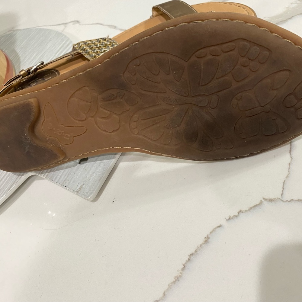 BOC born woman’s sandals - Picture 6 of 6